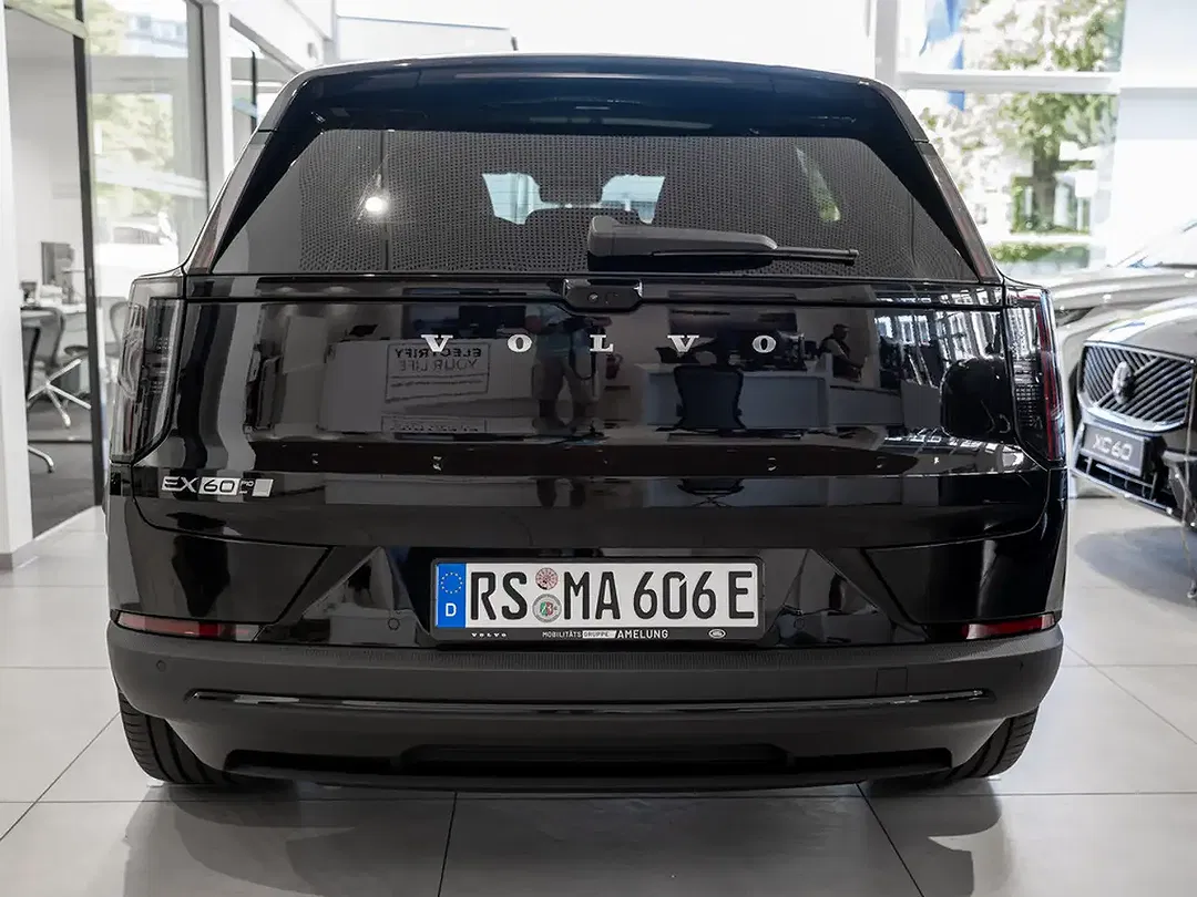 Volvo EX60 EV Ultra - Thumbnail 4