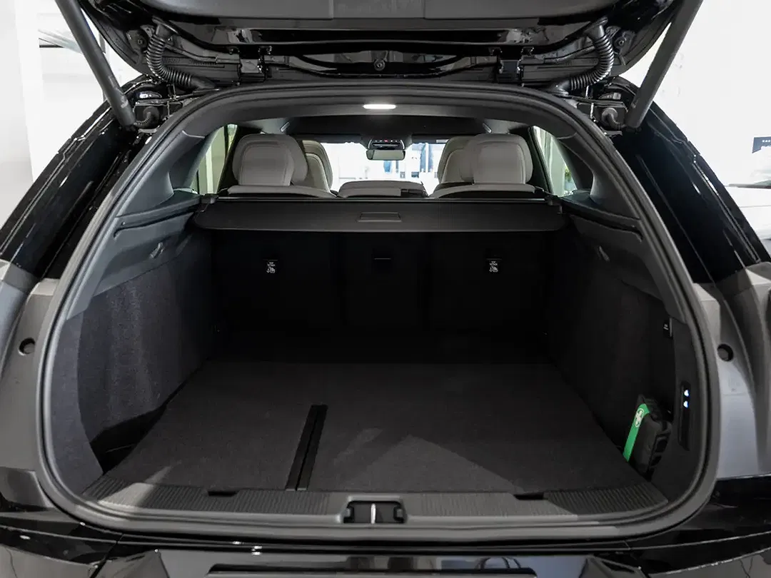 Volvo EX60 EV Ultra - Thumbnail 8