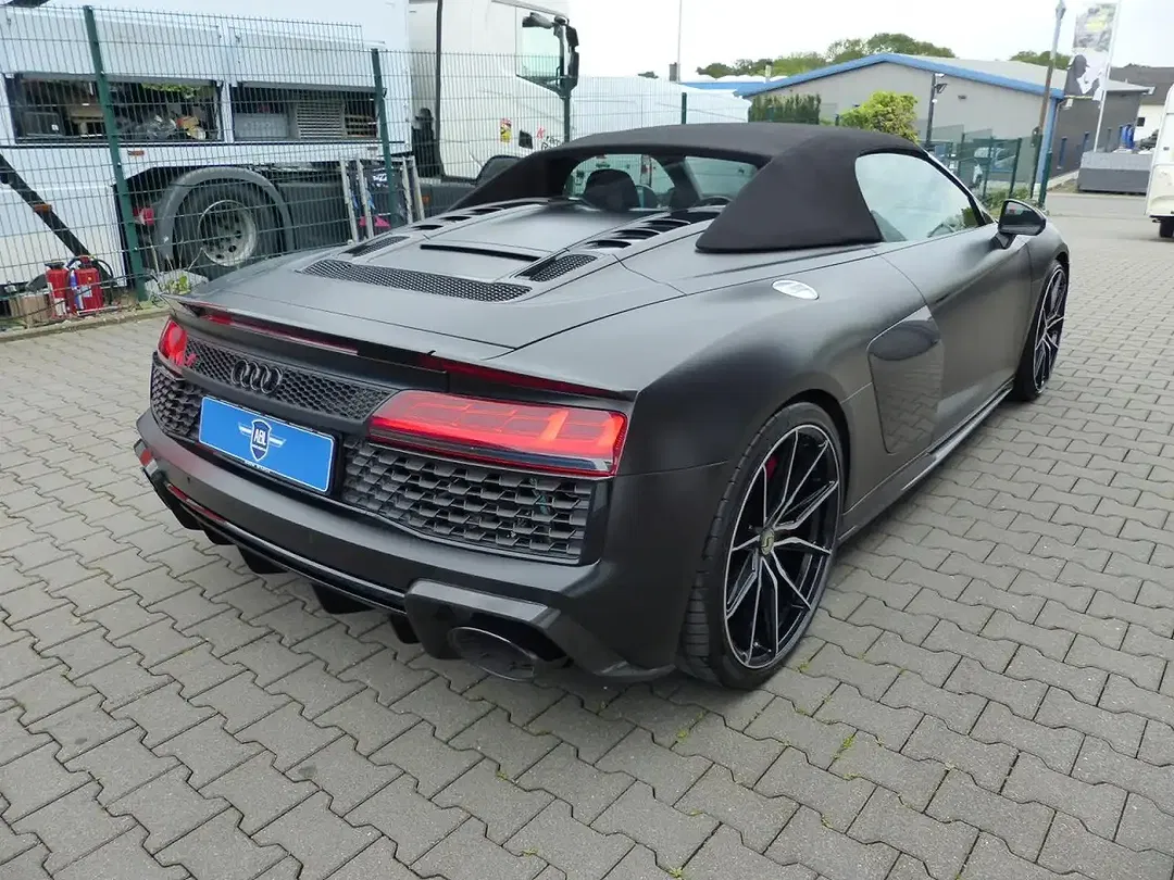Audi R8 5.2 FSI performance - Thumbnail 9