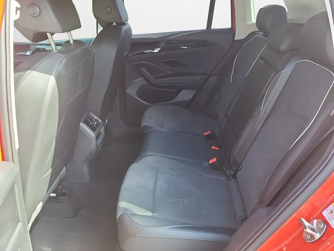 Volkswagen Tiguan 1.5 eTSI DSG Elegance - Thumbnail 11