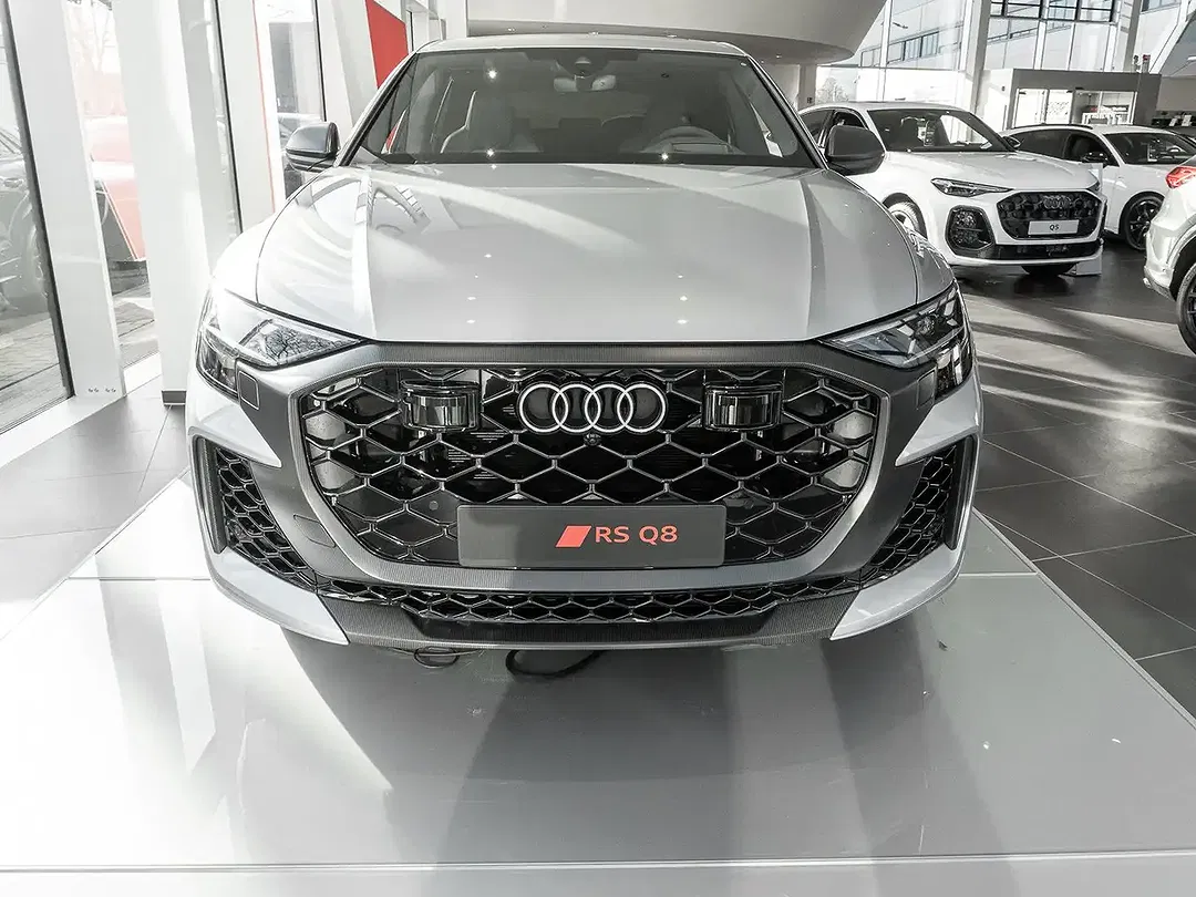 Audi RS Q8 tiptronic performance - foto 2