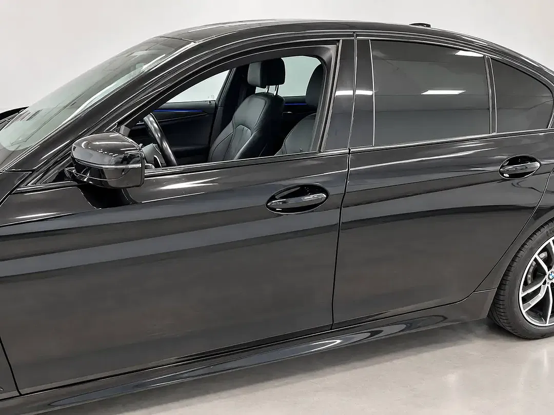 BMW 530 - Thumbnail 9
