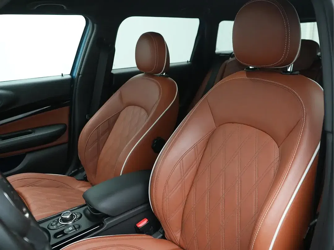 MINI Cooper Clubman 1.5 - Thumbnail 3