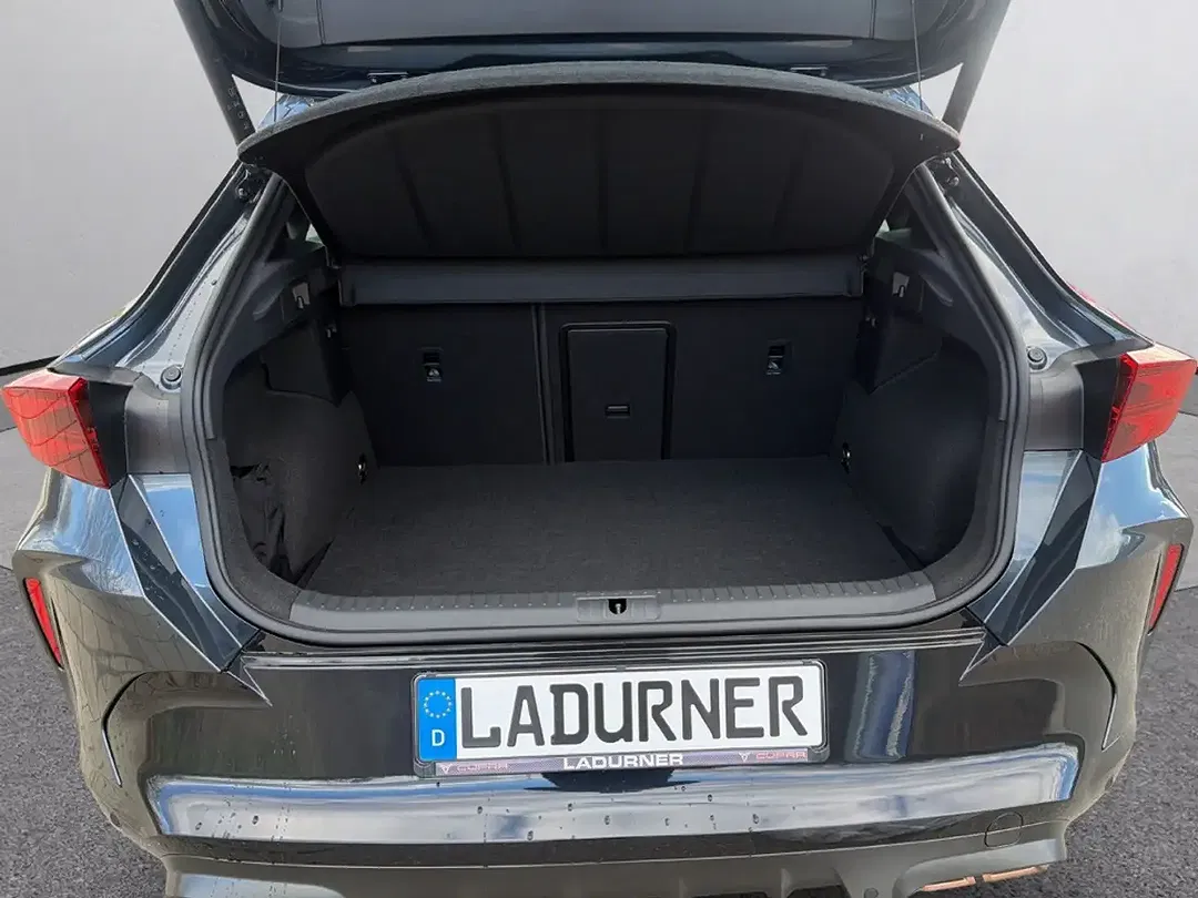 CUPRA Formentor 1.5 TSI PHEV VZ - Thumbnail 9