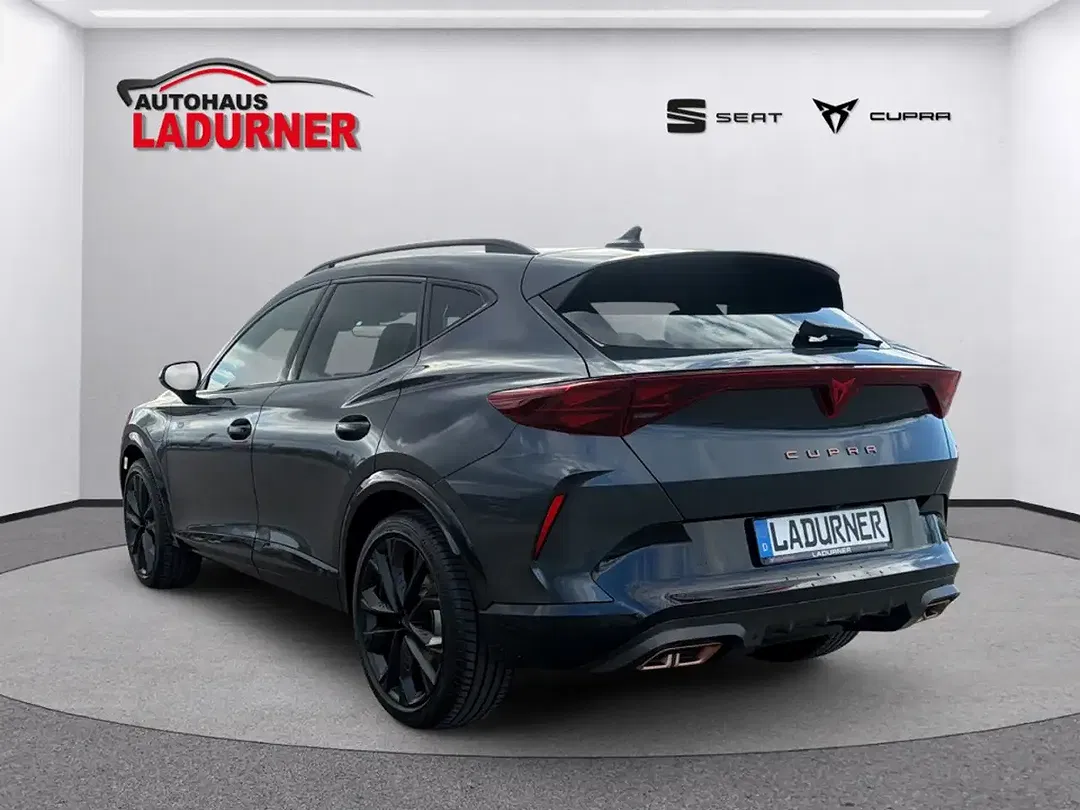 CUPRA Formentor 1.5 TSI PHEV VZ - foto 2