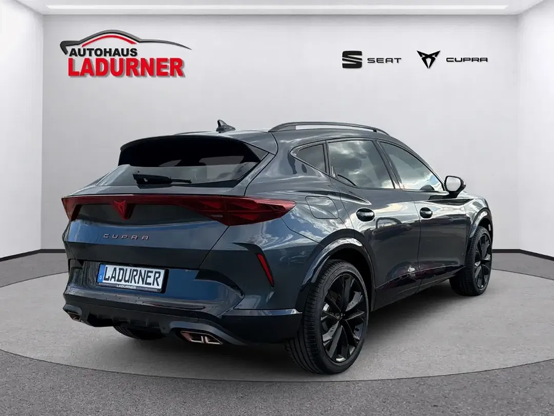 CUPRA Formentor 1.5 TSI PHEV VZ - Thumbnail 4