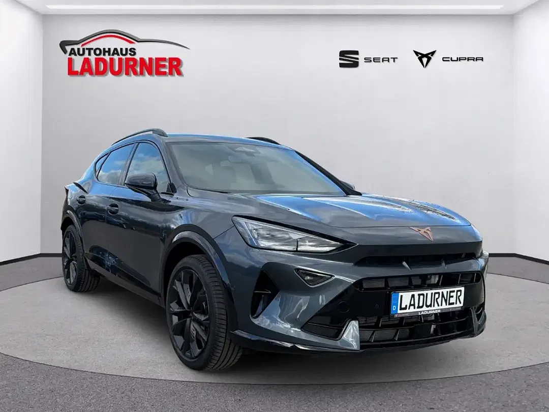CUPRA Formentor 1.5 TSI PHEV VZ - Thumbnail 8