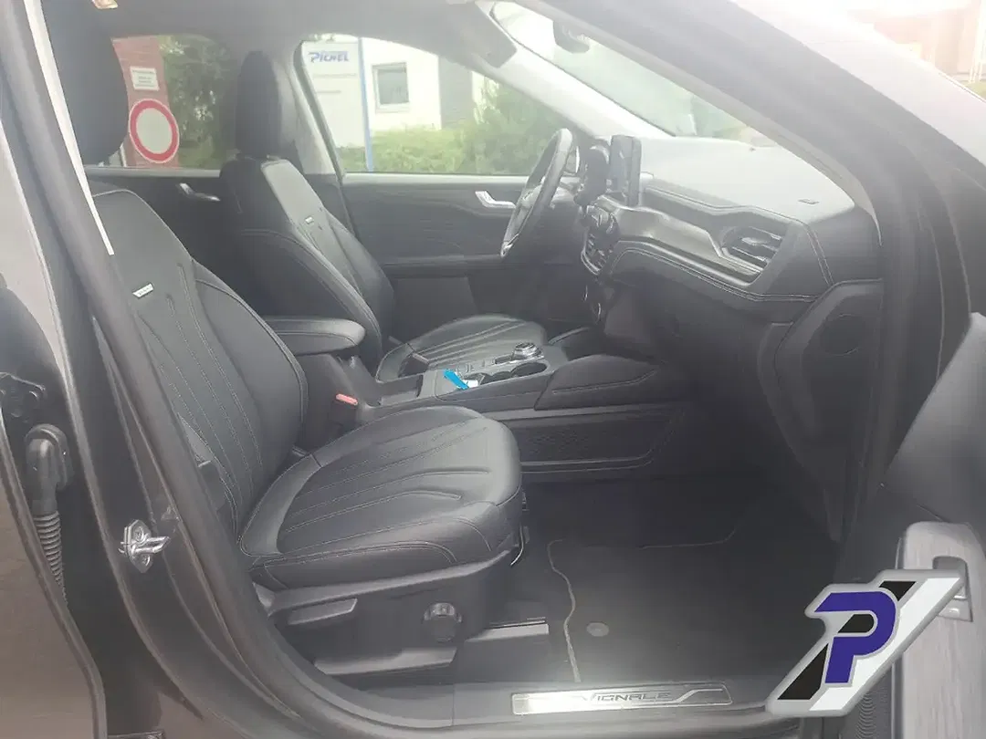 Ford Kuga PHEV Vignale - Thumbnail 15