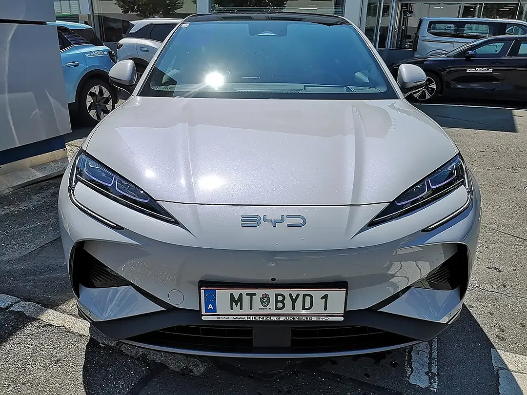 BYD Sealion 7 91.3 kWh EV AWD Excellence - Thumbnail 3