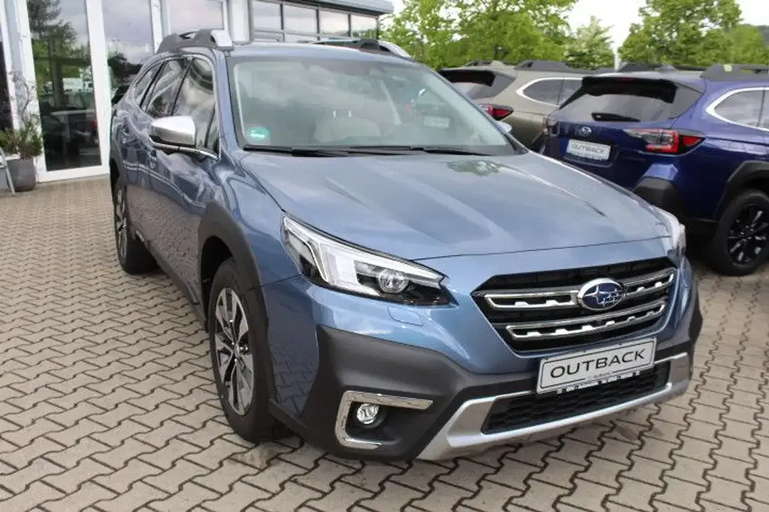Subaru OUTBACK Platinum - Thumbnail 3