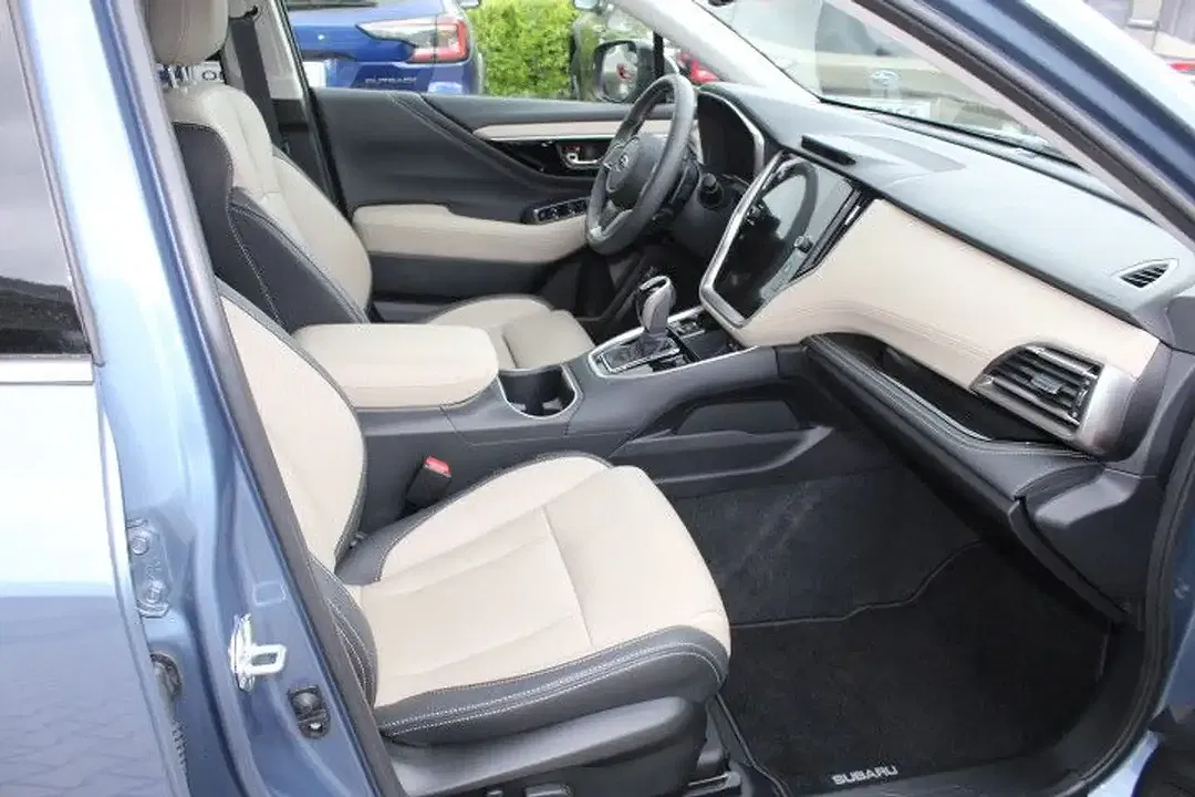 Subaru OUTBACK Platinum - Thumbnail 7