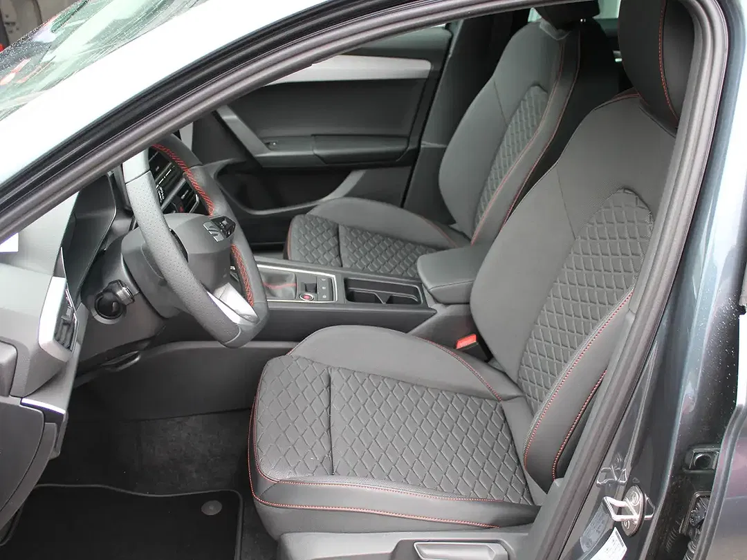 SEAT Leon 1.5 TSI FR - Thumbnail 9