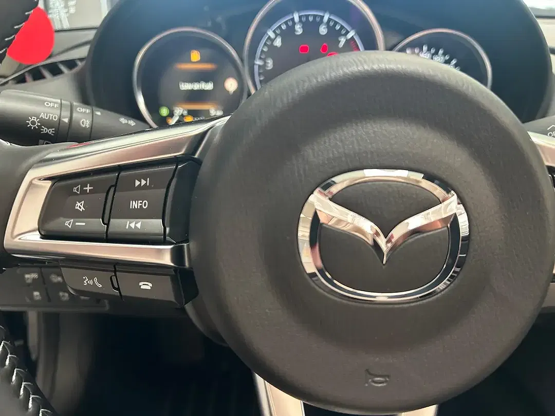 Mazda MX-5 Homura - Thumbnail 9
