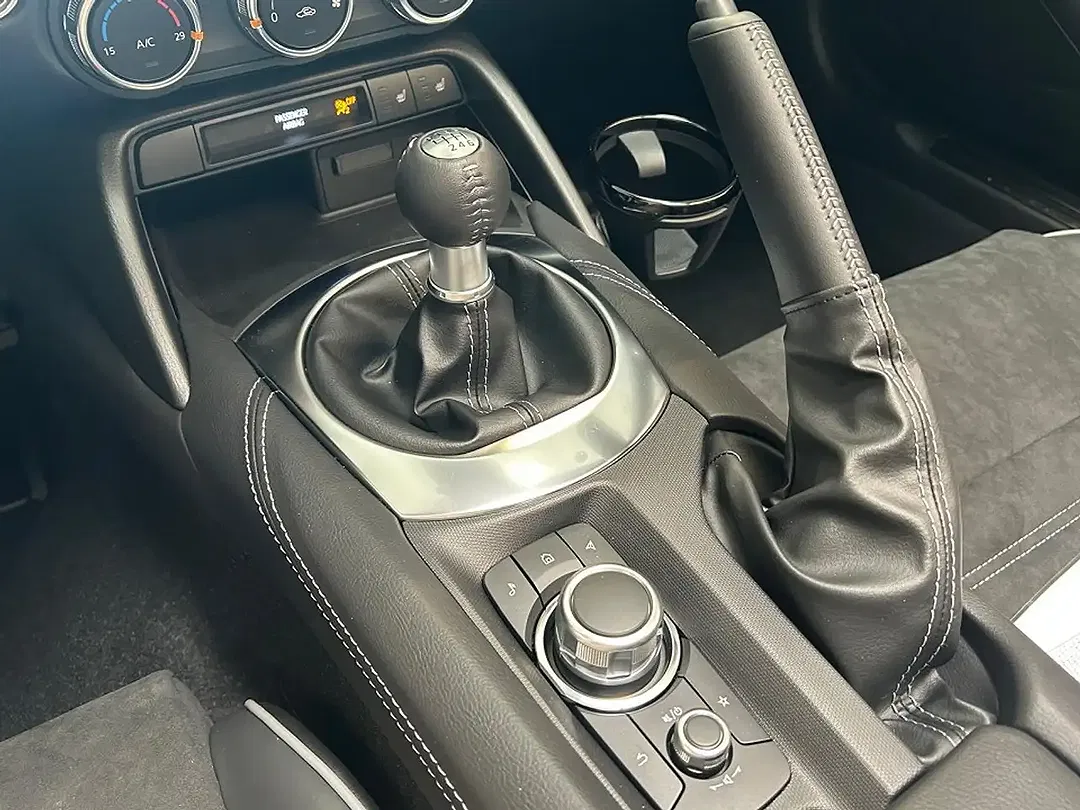 Mazda MX-5 Homura - foto 14