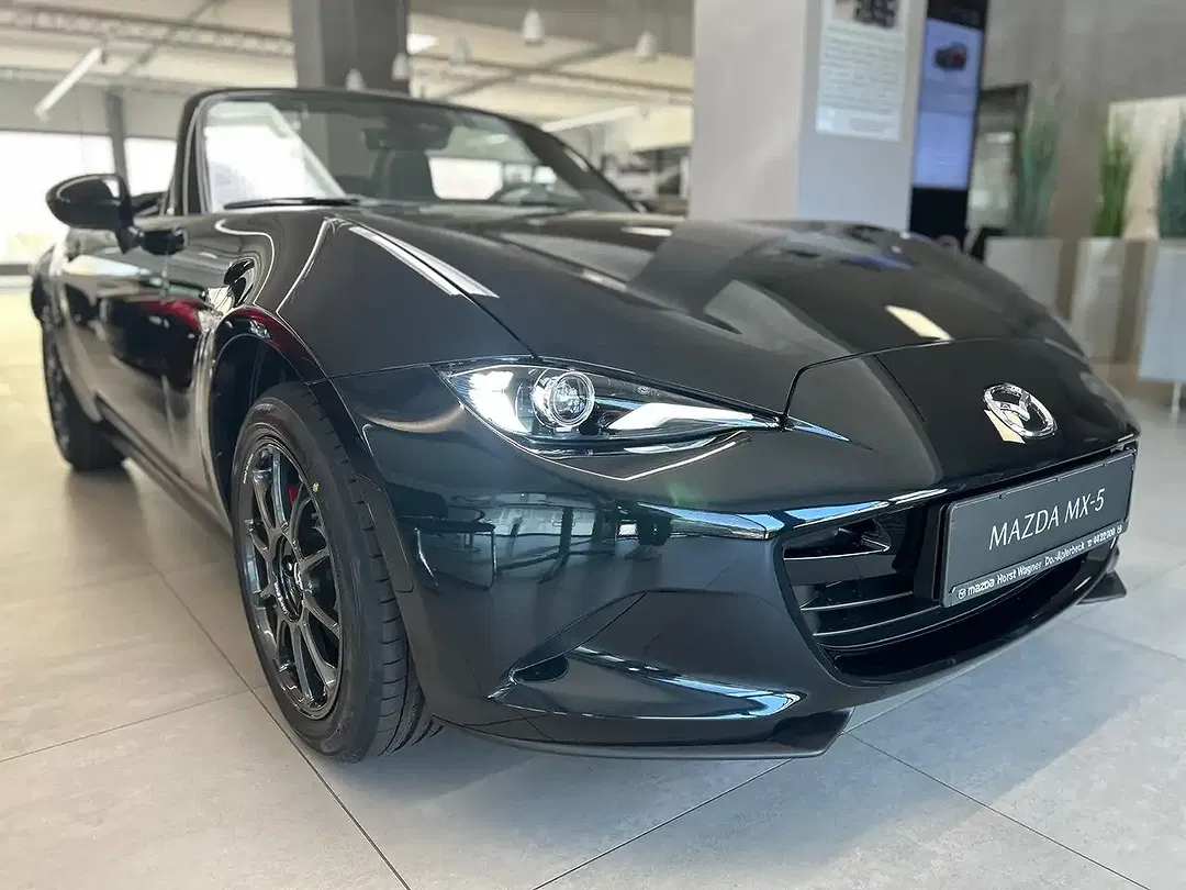 Mazda MX-5 Homura - Thumbnail 3