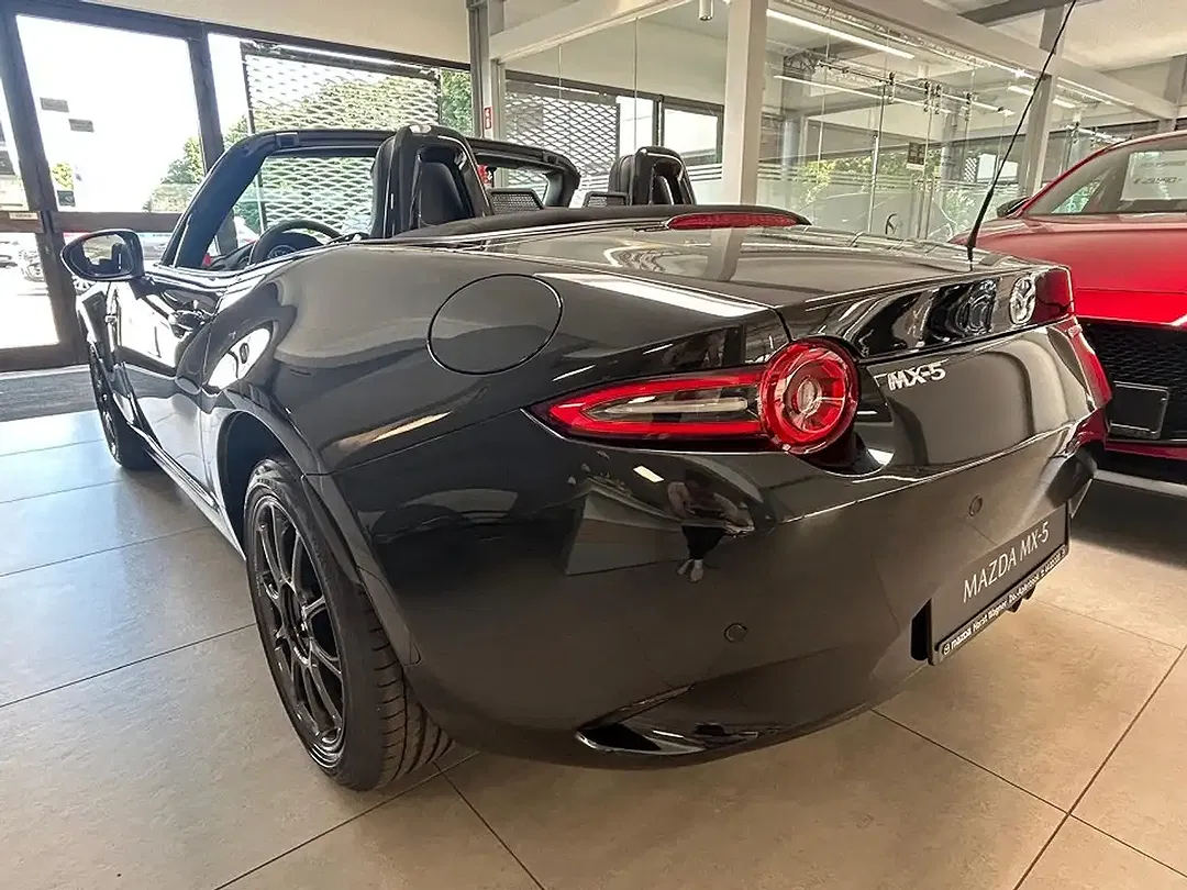 Mazda MX-5 Homura - Thumbnail 5