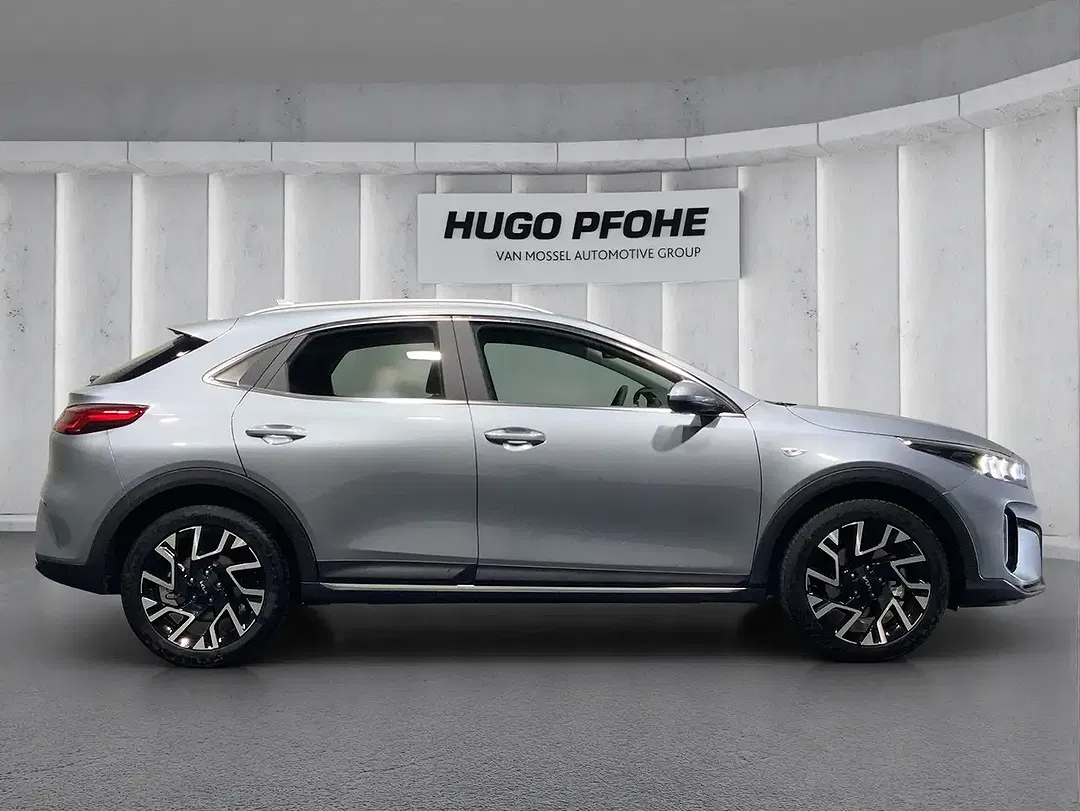 Kia XCeed Vision - Thumbnail 6