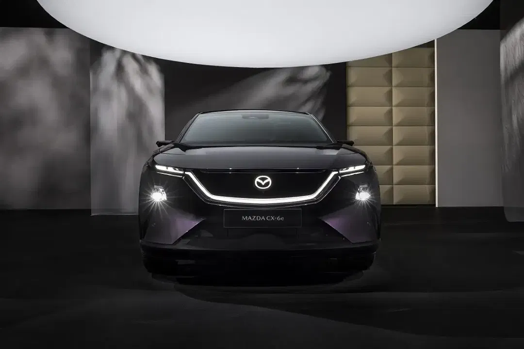 Mazda CX-6e EV Takumi Plus - Thumbnail 5