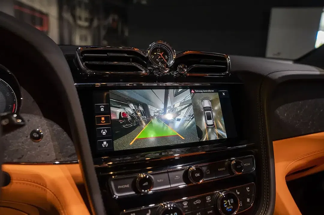 Bentley Bentayga S Mulliner - Thumbnail 11