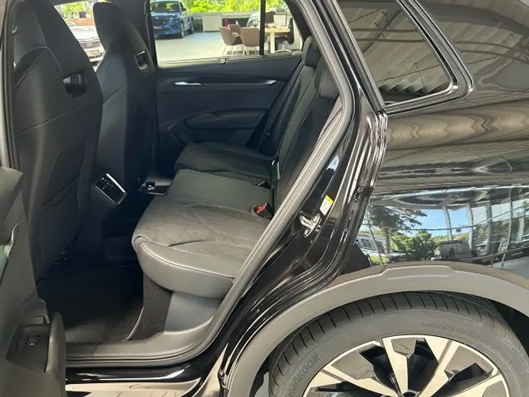 Skoda Elroq 85 Sportline - Thumbnail 12