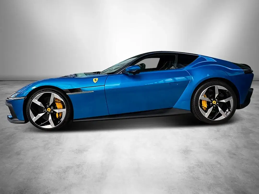 Ferrari 12 Cilindri - Thumbnail 9