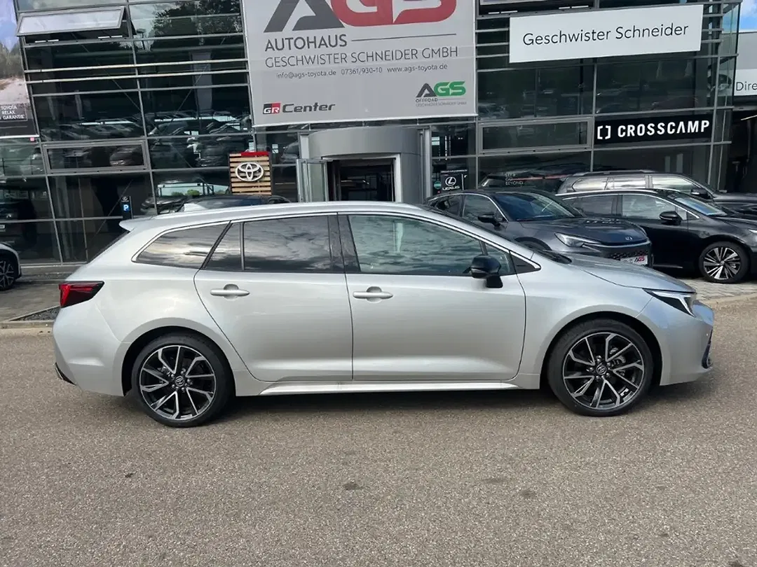 Toyota Corolla Hybrid Lounge - Thumbnail 3