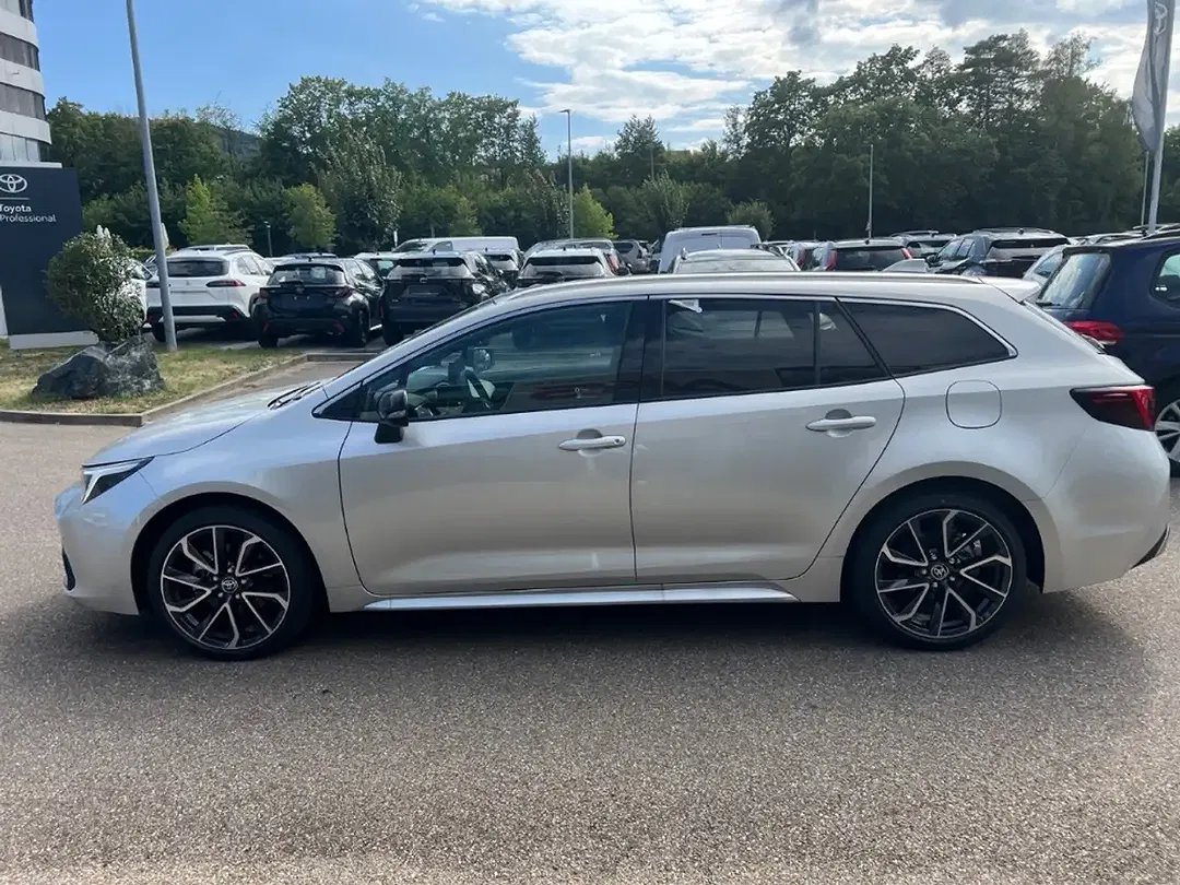 Toyota Corolla Hybrid Lounge - Thumbnail 6