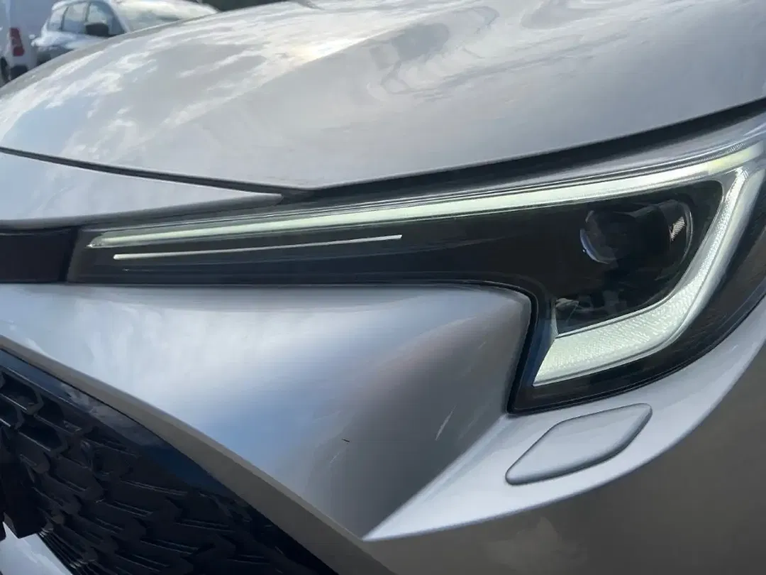 Toyota Corolla Hybrid Lounge - Thumbnail 7