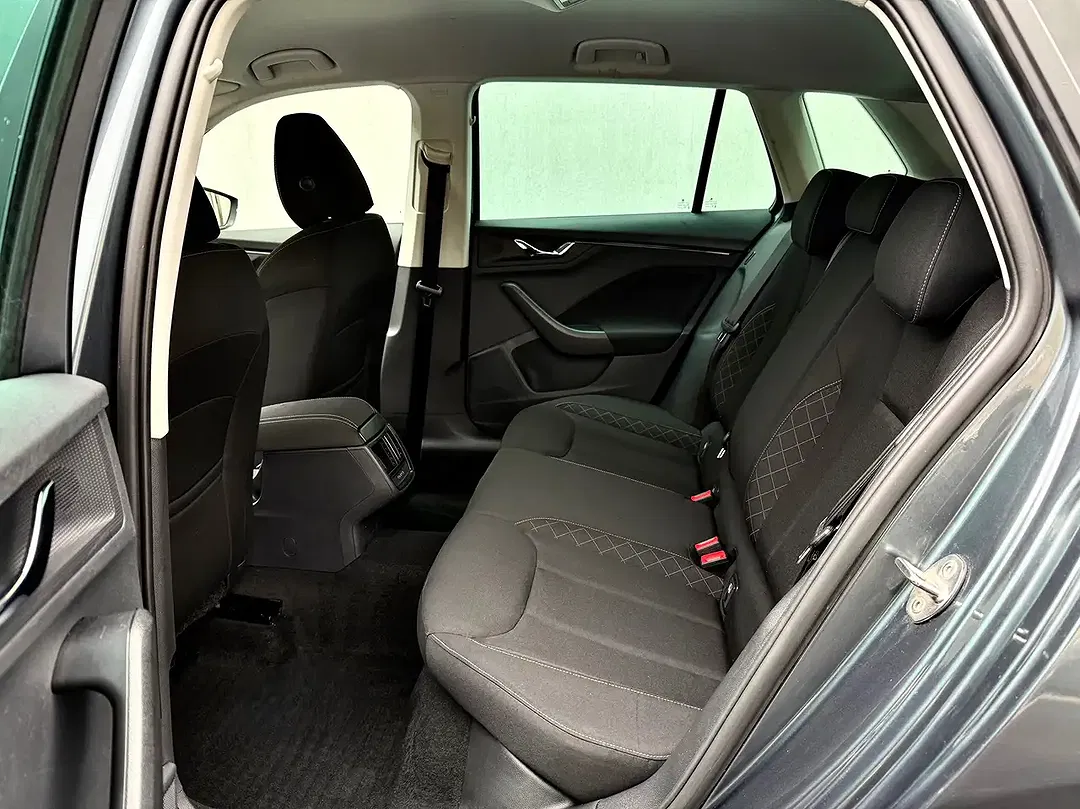 Skoda Kamiq 1.0 TSI - Thumbnail 13