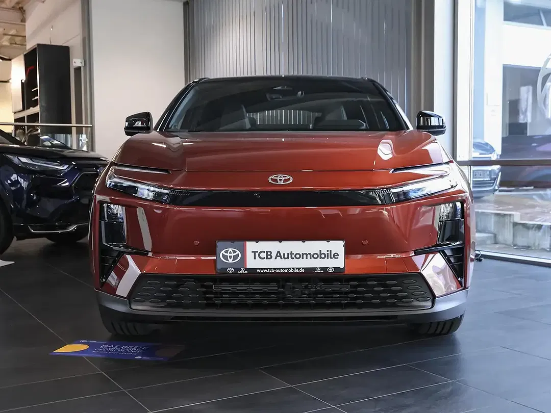 Toyota C-HR 4x4 Lounge - Thumbnail 4