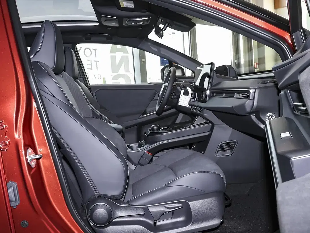 Toyota C-HR 4x4 Lounge - Thumbnail 5