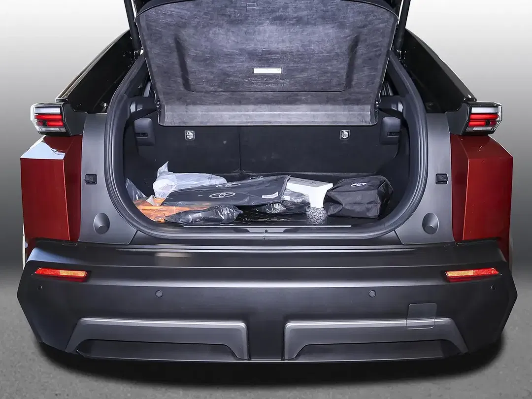 Toyota C-HR 4x4 Lounge - Thumbnail 7