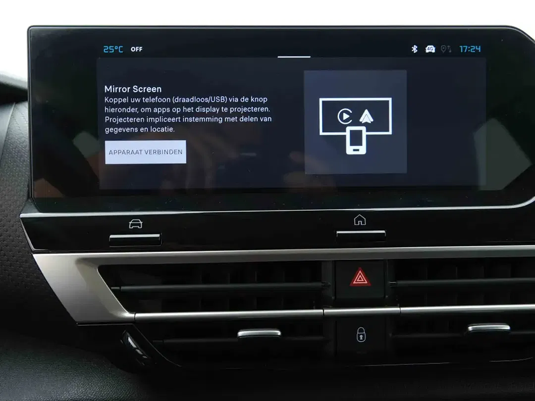 Citroen C4 Hybrid Max - Thumbnail 12