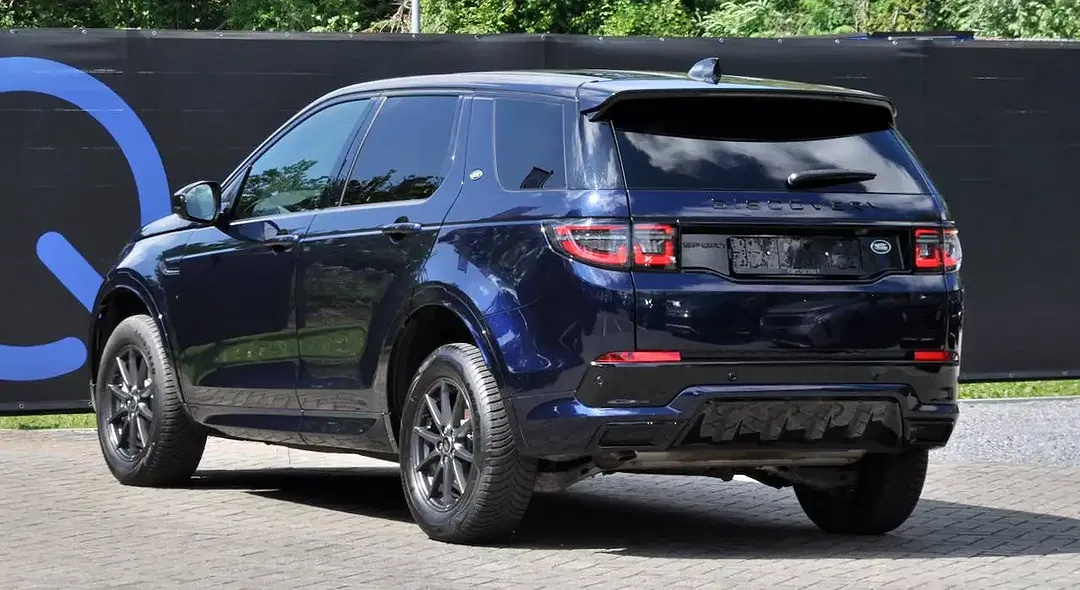 Land Rover Discovery Sport 4x4 R-Dynamic - Thumbnail 3