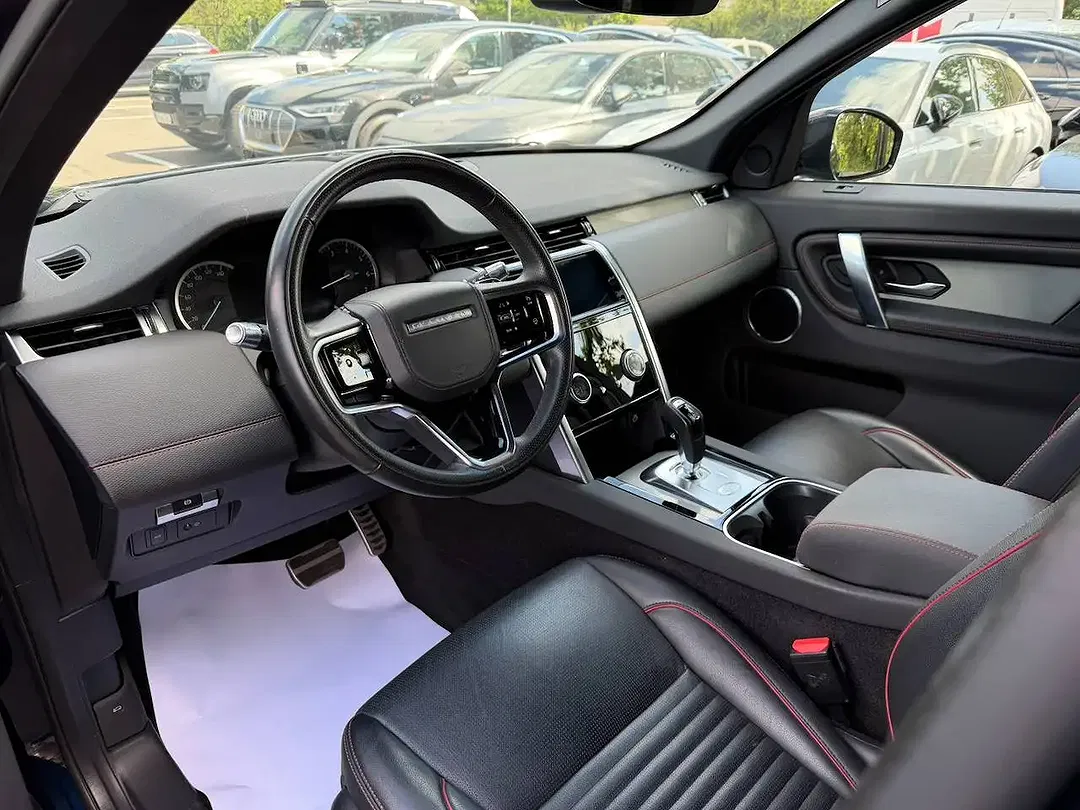 Land Rover Discovery Sport 4x4 R-Dynamic - Thumbnail 4