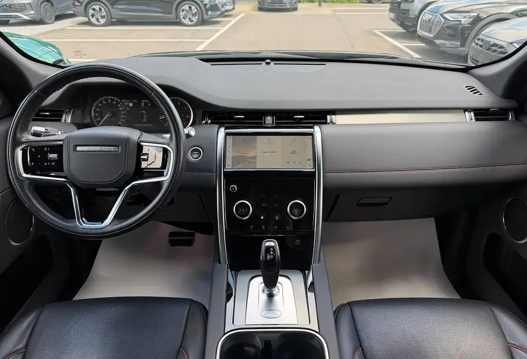 Land Rover Discovery Sport 4x4 R-Dynamic - Thumbnail 8