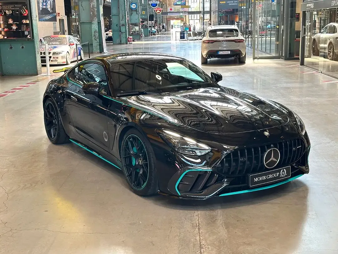 Mercedes-Benz AMG GT 63 200 4MATIC+ Pro Edition - Thumbnail 4