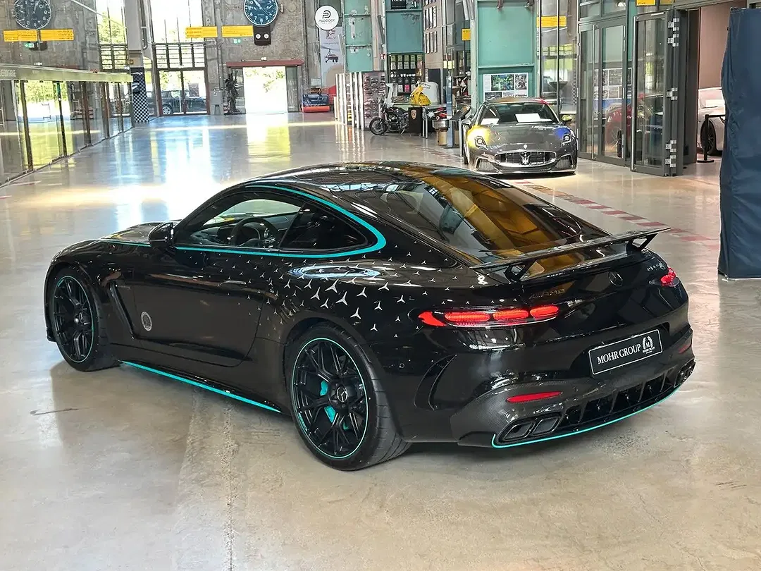 Mercedes-Benz AMG GT 63 200 4MATIC+ Pro Edition - Thumbnail 9