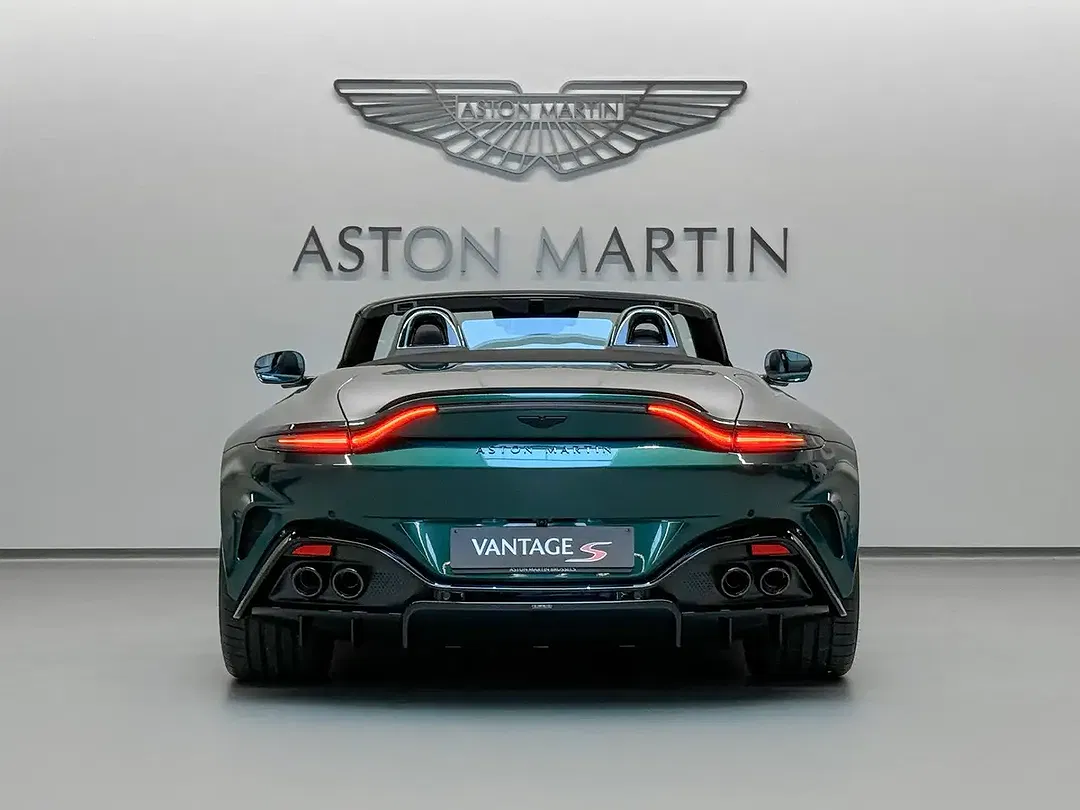 Aston Martin Vantage S Roadster - Thumbnail 5