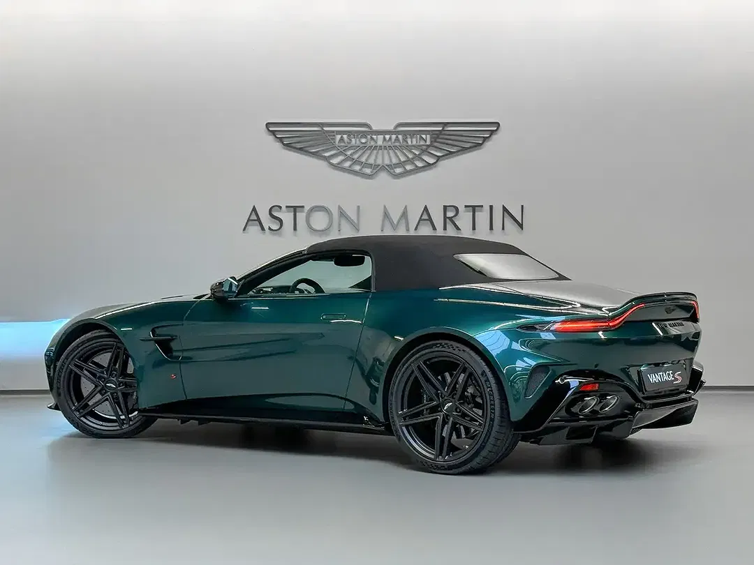 Aston Martin Vantage S Roadster - Thumbnail 7