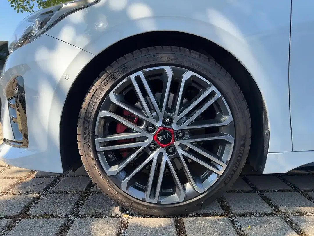 Kia ProCeed / pro_cee'd 1.6 T-GDI GT - Thumbnail 8