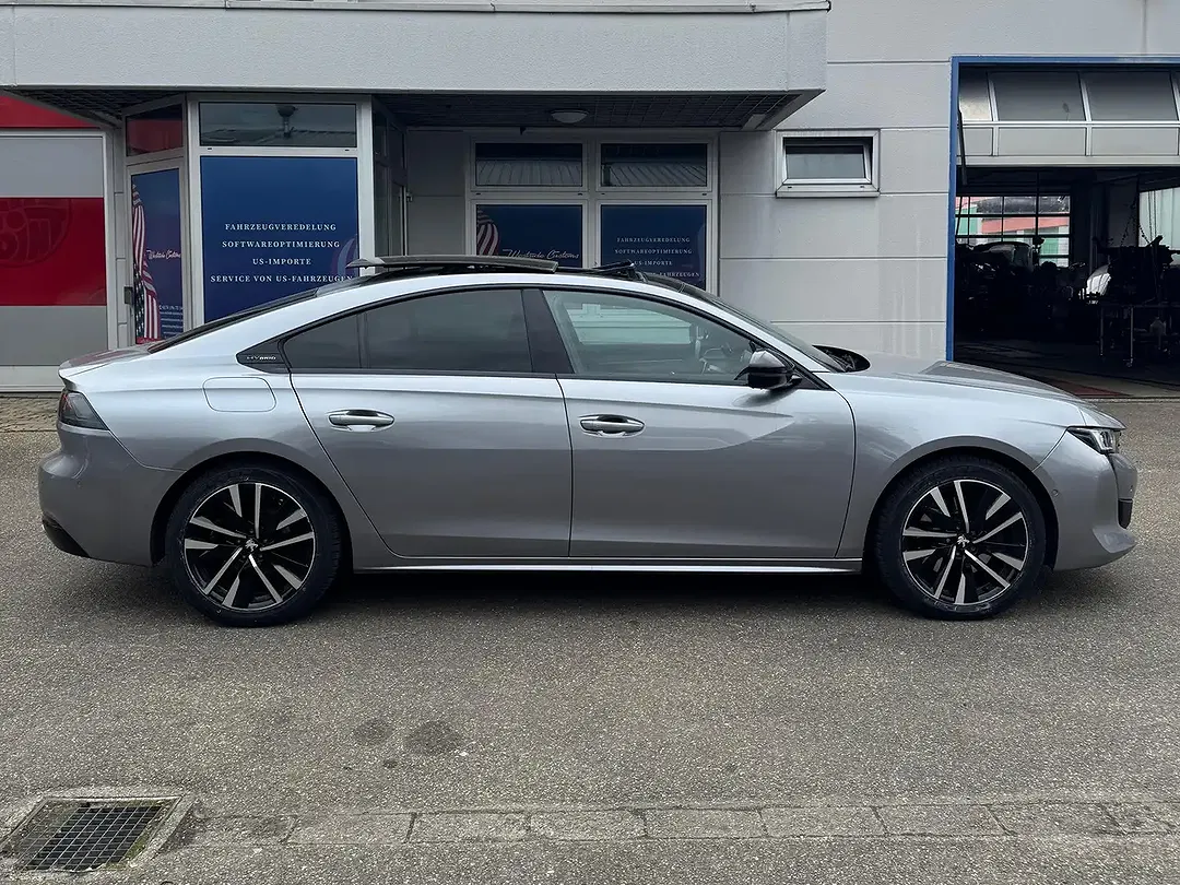 Peugeot 508 225 Hybrid GT - Thumbnail 10