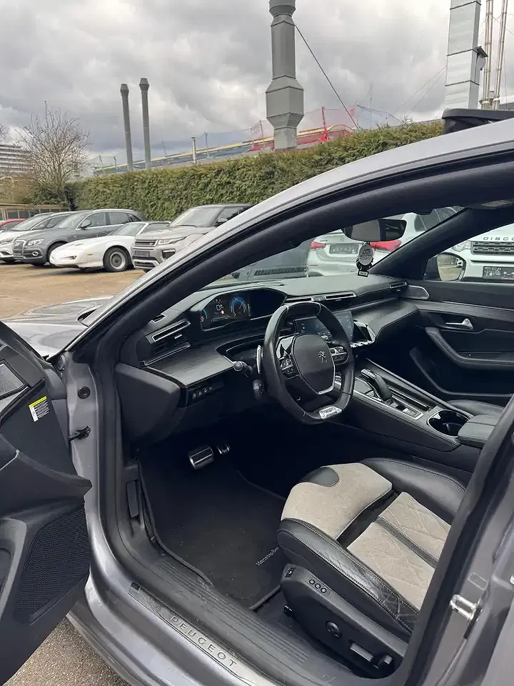 Peugeot 508 225 Hybrid GT - Thumbnail 13