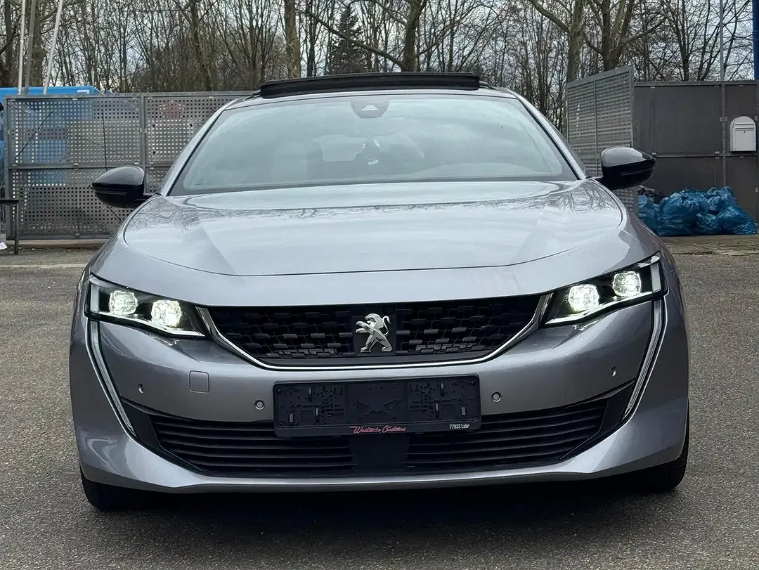 Peugeot 508 225 Hybrid GT - Thumbnail 3