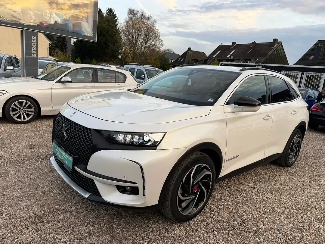 DS Automobiles DS 7 Crossback - Thumbnail 3