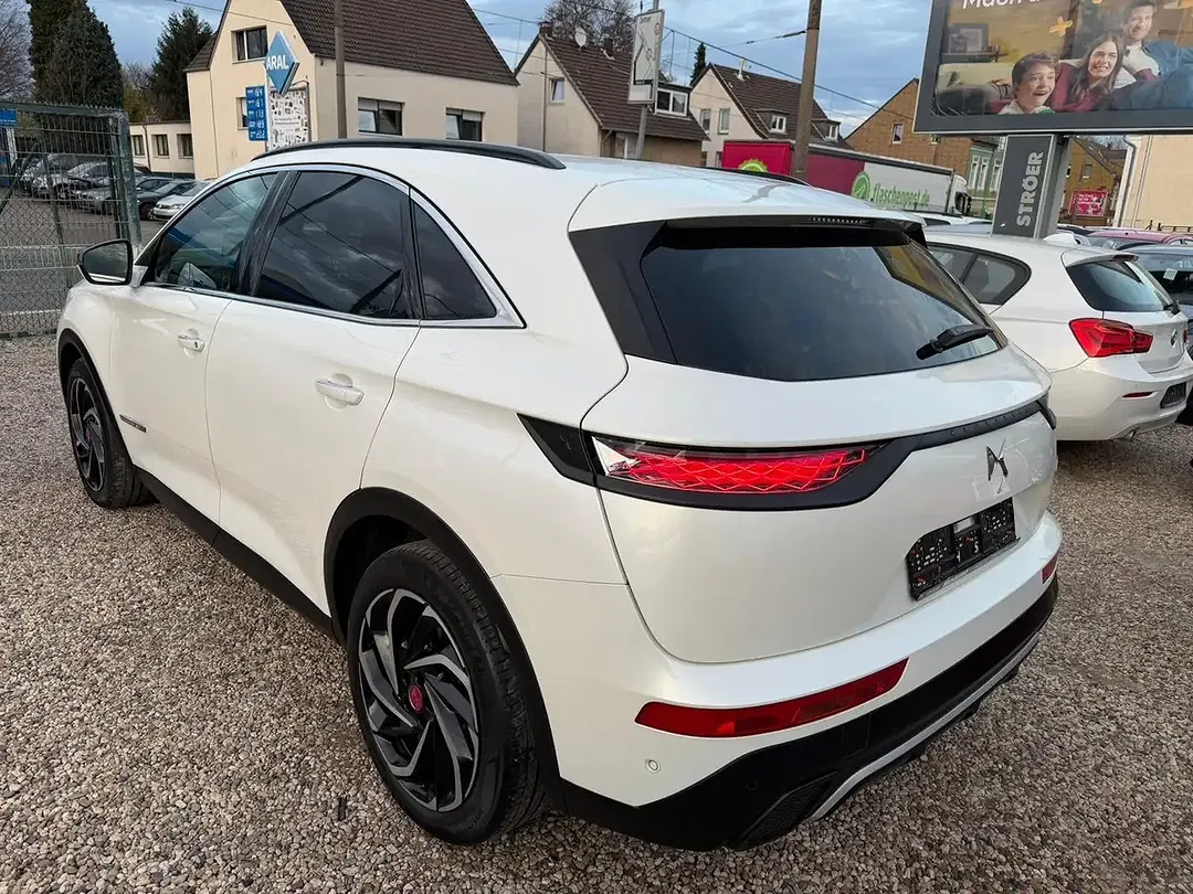 DS Automobiles DS 7 Crossback - Thumbnail 5