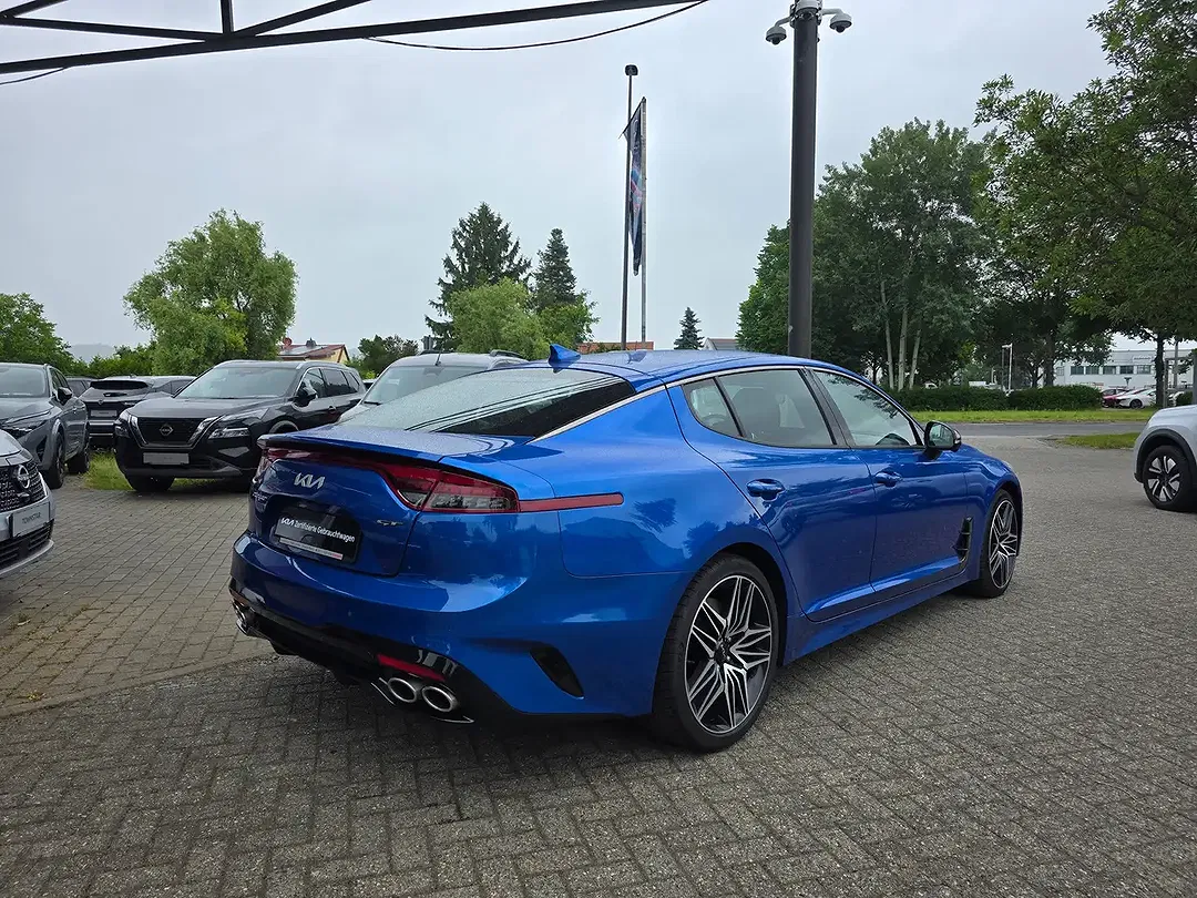Kia Stinger 3.3 T-GDI AWD GT - Thumbnail 4