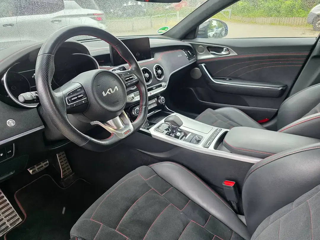 Kia Stinger 3.3 T-GDI AWD GT - Thumbnail 8