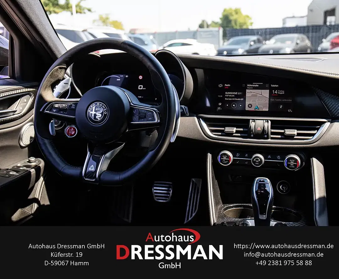 Alfa Romeo Giulia Quadrifoglio - Thumbnail 14