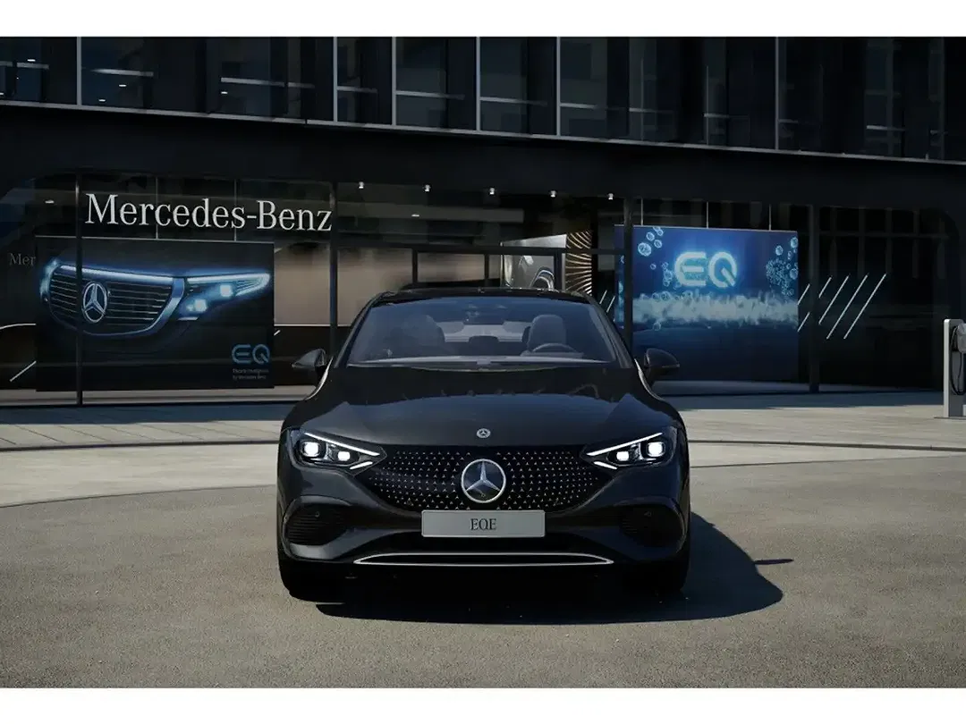 Mercedes-Benz EQE 350 Burmester - Thumbnail 4